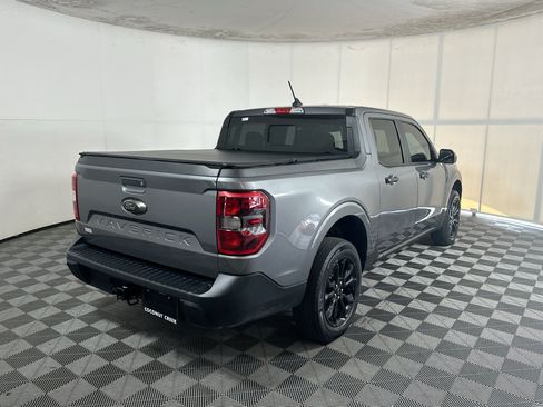 Used 2023 Ford Maverick XLT w/ Black Appearance Package FWD image 3