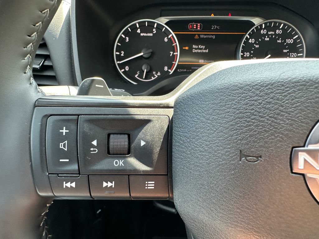 Used 2026 Nissan Rogue SV FWD image 25