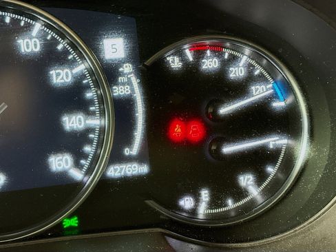 Used 2024 MAZDA CX-5 Signature image 13