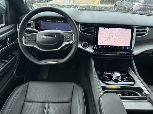 New 2026 Jeep Grand Wagoneer L Limited AWD/4WD image 23