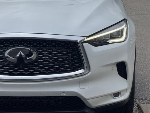 Used 2024 INFINITI QX50 Sensory image 7