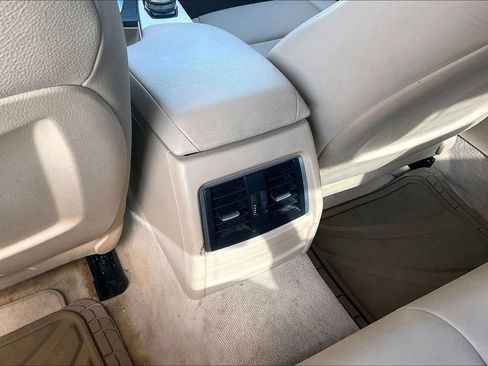 Used 2016 BMW 320i Sedan RWD image 24