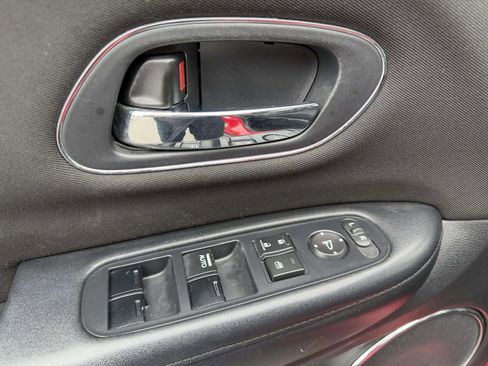 Used 2017 Honda HR-V EX image 15