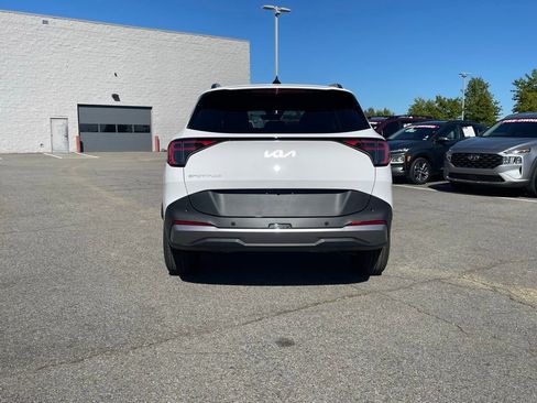 New 2026 Kia Sportage EX w/ EX Panorama Roof Package image 6