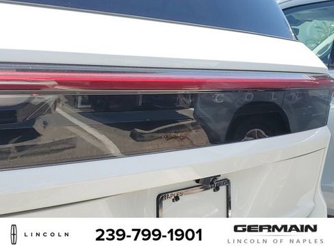 New 2026 Lincoln Navigator L Black Label AWD/4WD image 16