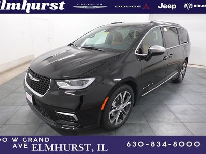 New 2026 Chrysler Pacifica Pinnacle