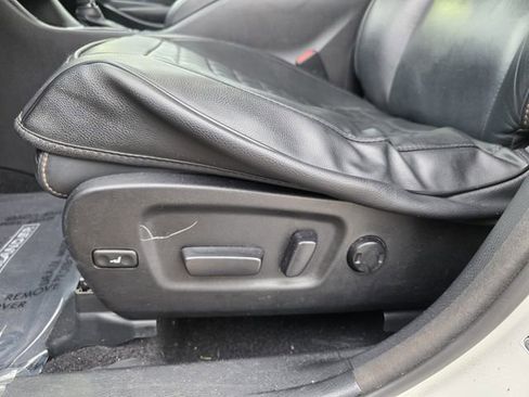 Used 2016 Toyota Highlander XLE image 10