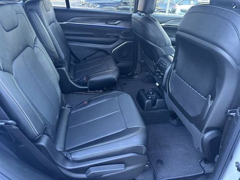 New 2025 Jeep Grand Cherokee L Overland image 15