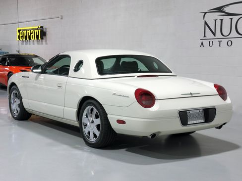 Used 2002 Ford Thunderbird image 28