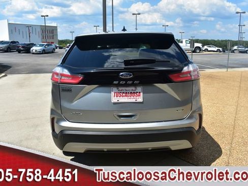 Used 2024 Ford Edge SEL AWD/4WD image 9