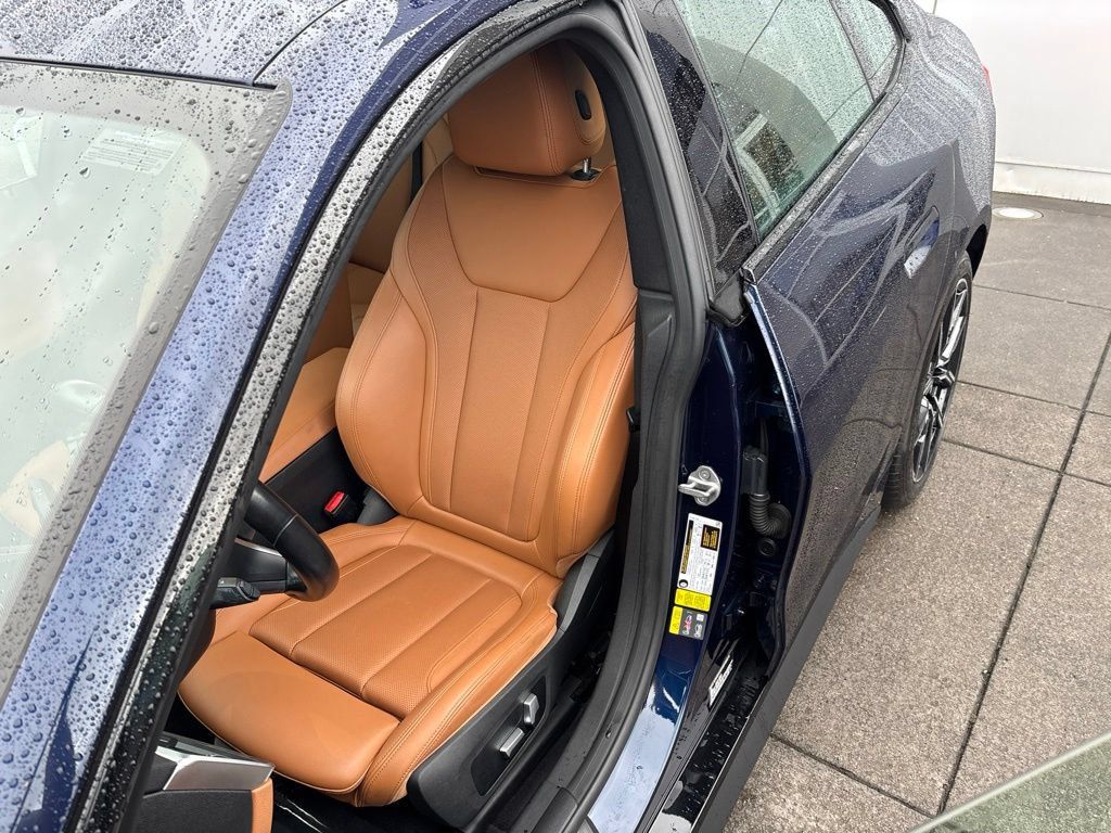 Used 2022 BMW i4 eDrive40 w/ M Sport Package RWD image 12