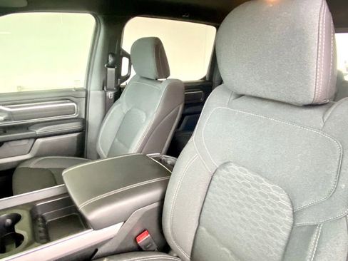 Used 2025 RAM 1500 Big Horn RWD image 15