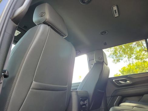 Used 2024 Chevrolet Suburban LT AWD/4WD image 18