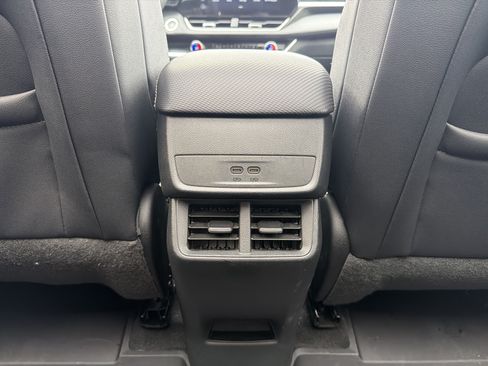 Used 2025 Chevrolet Equinox LT w/ Convenience Package II FWD image 29