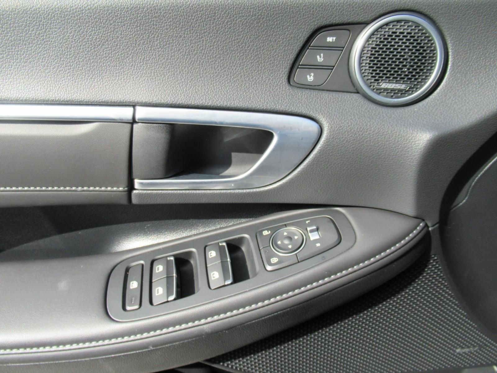 Used 2022 Hyundai Sonata Limited FWD image 22