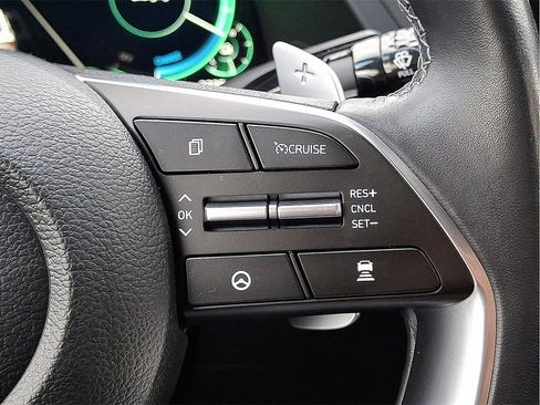 Used 2023 Hyundai Sonata Limited image 25