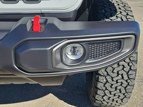 New 2025 Jeep Wrangler Unlimited Rubicon w/ Convenience Group image 19