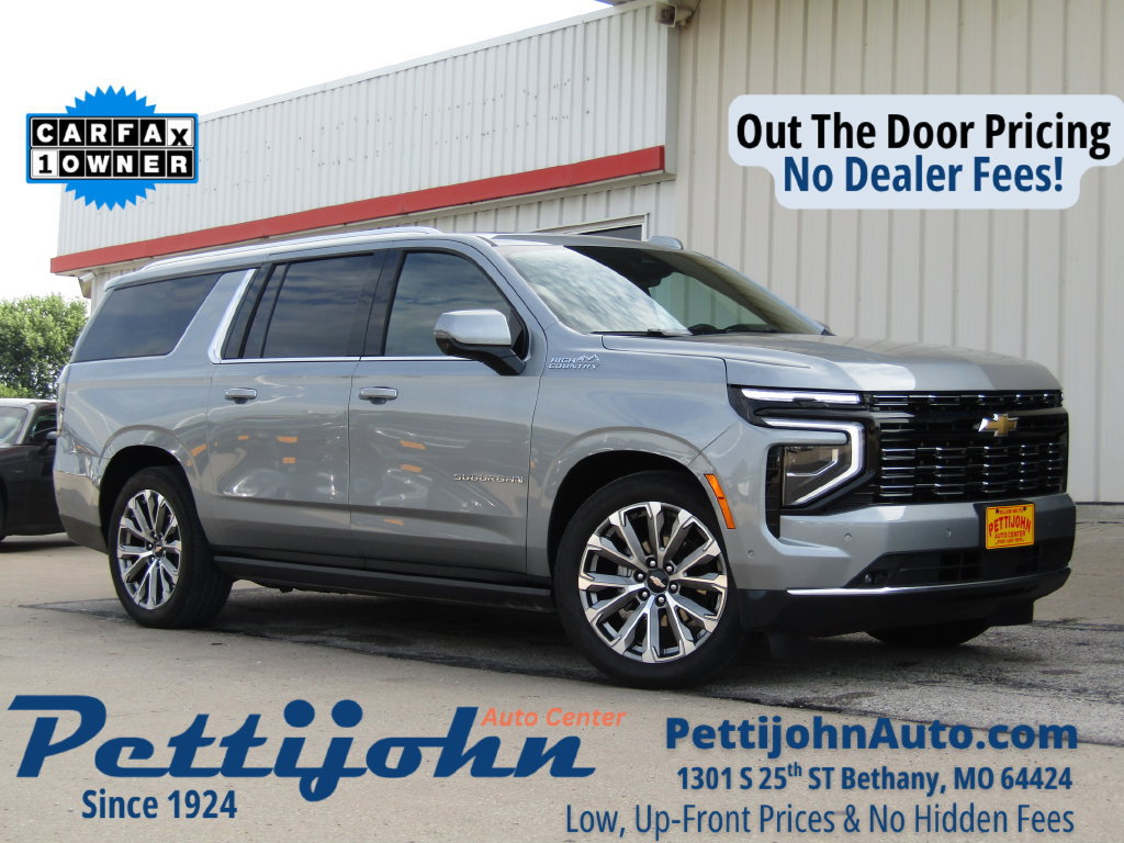 Used 2025 Chevrolet Suburban High Country AWD/4WD image 1