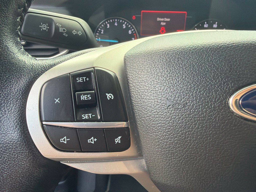 Used 2022 Ford Explorer XLT w/ Equipment Group 202A RWD image 15