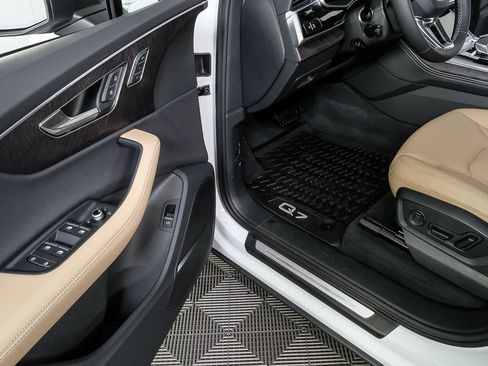 New 2025 Audi Q7 3.0T Premium Plus image 8
