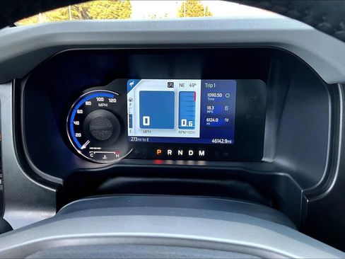 Used 2022 Ford Bronco Badlands image 15