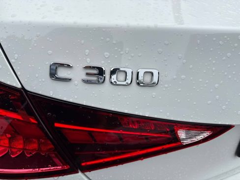 Used 2023 Mercedes-Benz C 300 4MATIC Sedan image 5