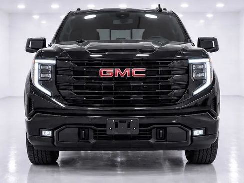 Used 2025 GMC Sierra 1500 Elevation AWD/4WD image 8