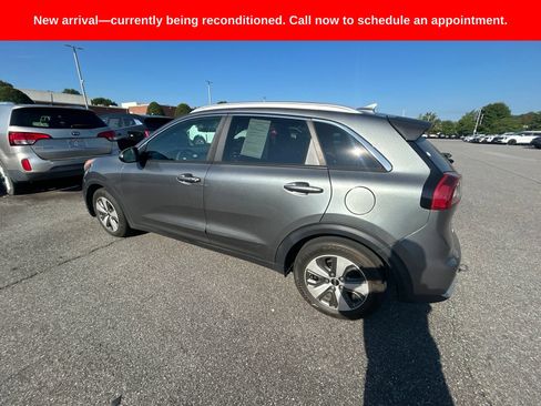 Used 2018 Kia Niro LX FWD image 7