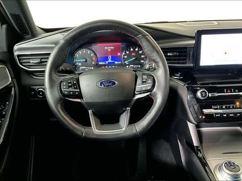 Used 2023 Ford Explorer ST-Line image 5