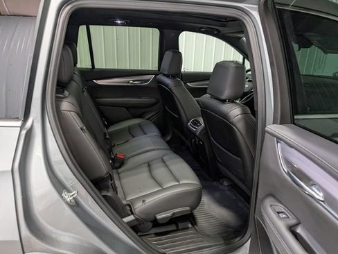 Used 2024 Cadillac XT6 Luxury w/ LPO, Floor Liner Package AWD/4WD image 29