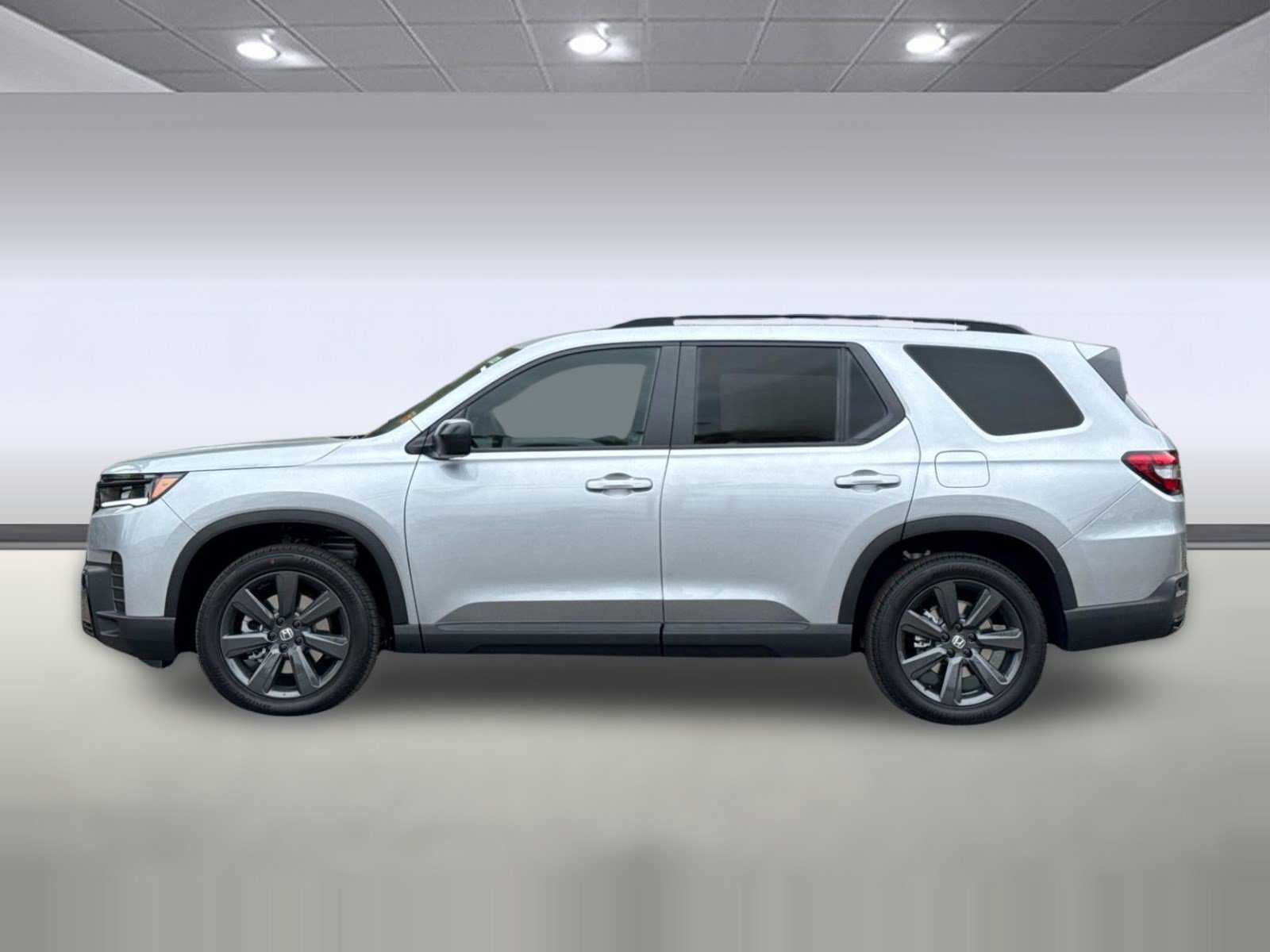 New 2026 Honda Pilot Sport image 2