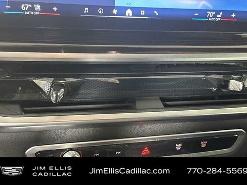 Used 2025 BMW X5 xDrive50e image 25