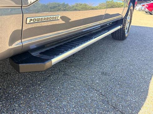 Used 2024 Ford F150 XLT w/ Mobile Office Package image 11