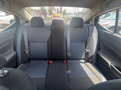 Used 2025 Nissan Versa SV FWD image 35