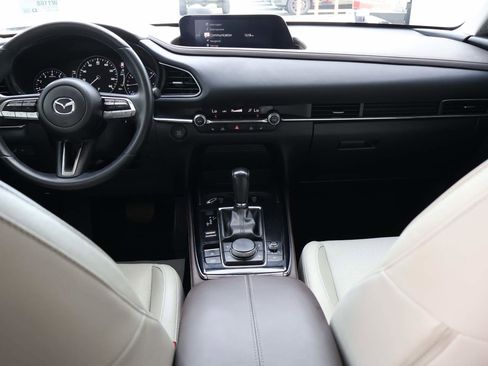 Used 2022 MAZDA CX-30 AWD 2.5 S w/ Premium Package image 12