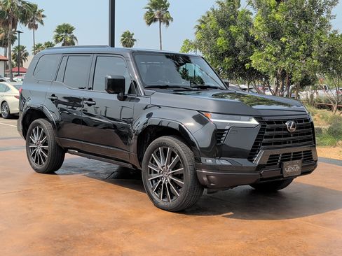 Certified 2024 Lexus GX 550 w/ Accessory Package (Z1) AWD/4WD image 1