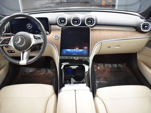 Used 2022 Mercedes-Benz C 300 4MATIC Sedan w/ Exclusive Trim Package image 11