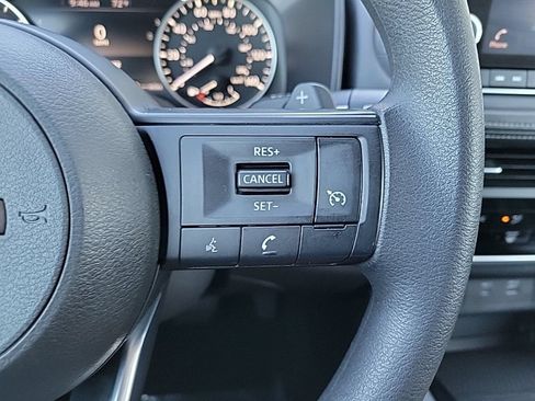 Used 2023 Nissan Rogue S AWD/4WD image 21