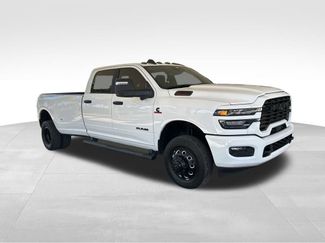 Used 2025 RAM 3500 Big Horn video 2