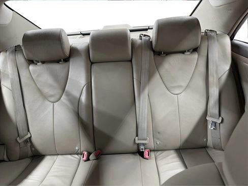 Used 2007 Toyota Camry XLE image 32