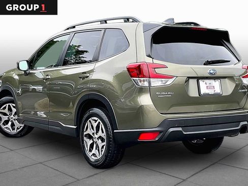 Used 2024 Subaru Forester Premium AWD/4WD image 12