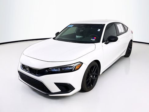 Used 2024 Honda Civic Sport image 4