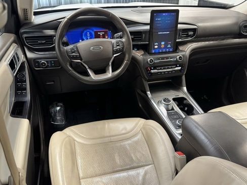 Used 2020 Ford Explorer Platinum image 7