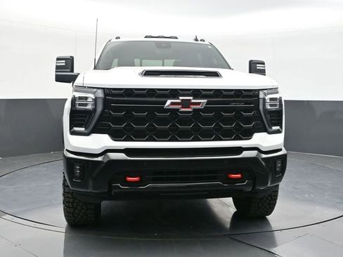 New 2026 Chevrolet Silverado 2500 ZR2 w/ LPO, Dark Essentials Package image 22