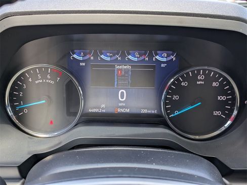 Used 2023 Ford Expedition XLT image 16