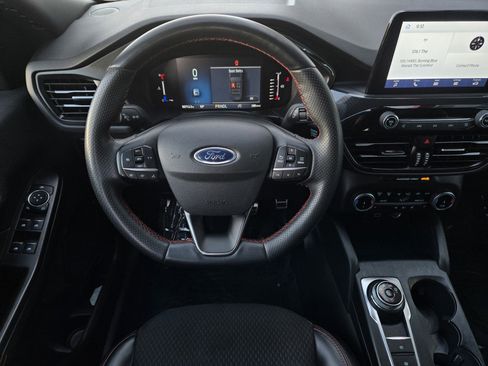 Used 2024 Ford Escape ST-Line image 12