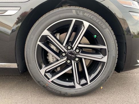 New 2026 Genesis G80 2.5T Advanced image 5