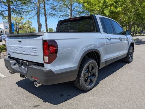 New 2026 Honda Ridgeline Black Edition image 7