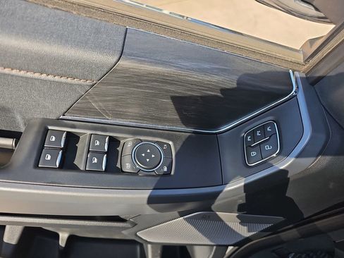 New 2025 Ford F150 Lariat w/ Equipment Group 502A High image 28