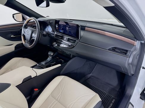 Used 2024 Lexus ES 350 w/ Accessory Package (Z2) FWD image 28